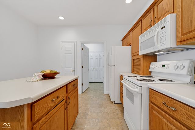 18345 Piers End Drive, Noblesville, IN 46062