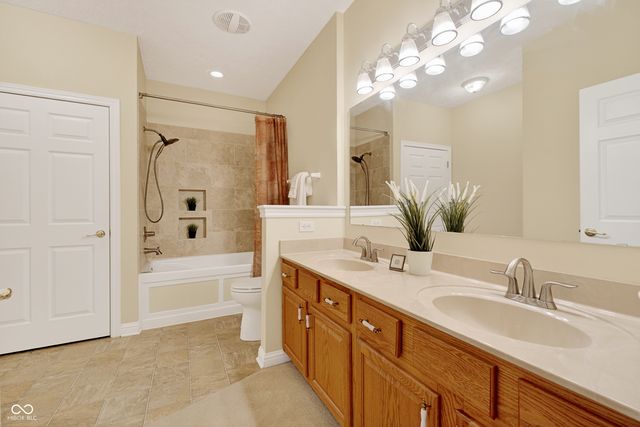 18345 Piers End Drive, Noblesville, IN 46062