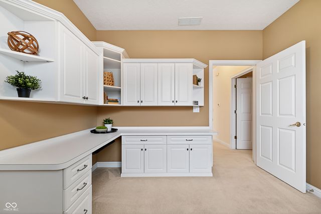 18345 Piers End Drive, Noblesville, IN 46062