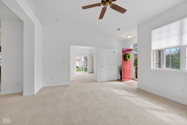 18345 Piers End Drive, Noblesville, IN 46062