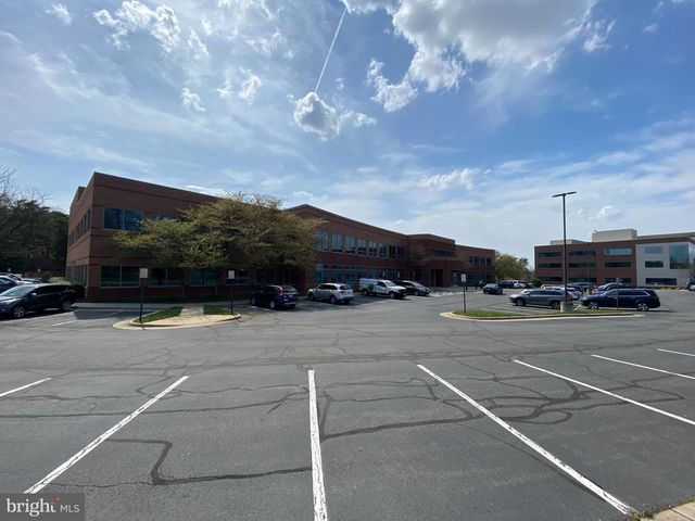22375 BRODERICK DR #125, Sterling, VA 20166