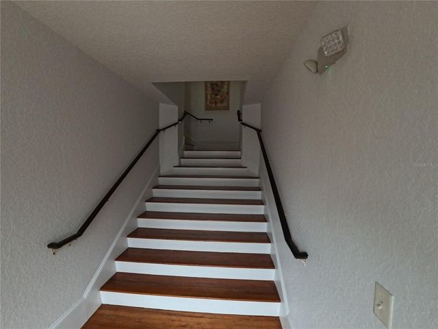 255 6TH AVENUE N, St Petersburg, FL 33701