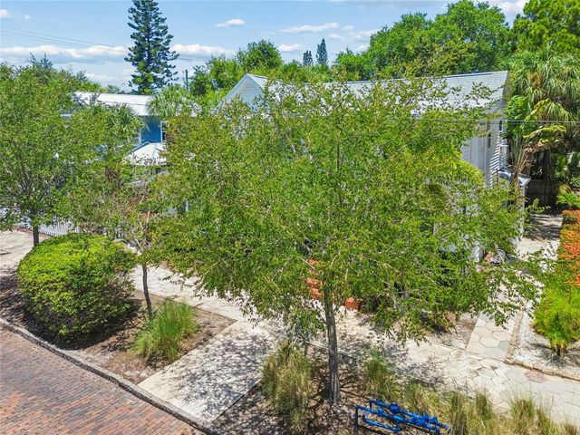 255 6TH AVENUE N, St Petersburg, FL 33701