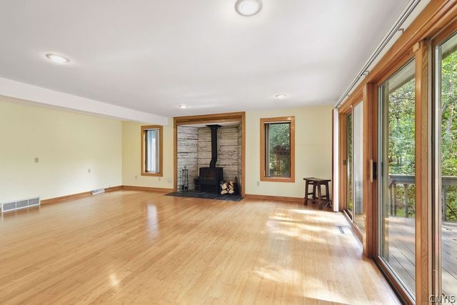 8089 Wild Lemon Lane, Pompey, NY 13104