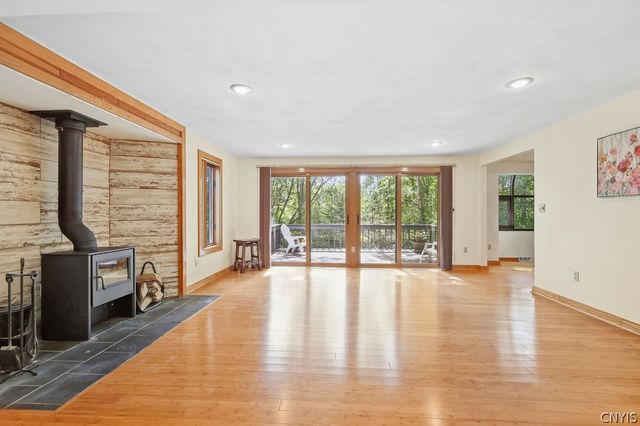 8089 Wild Lemon Lane, Pompey, NY 13104
