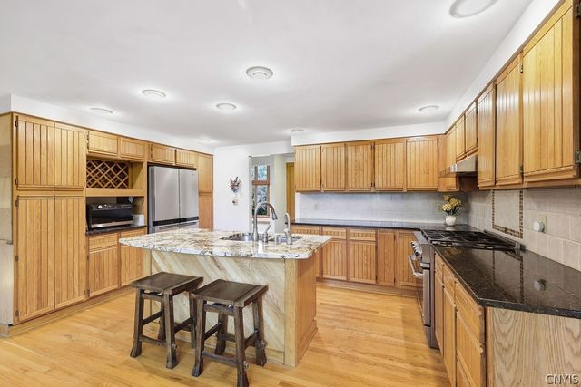 8089 Wild Lemon Lane, Pompey, NY 13104