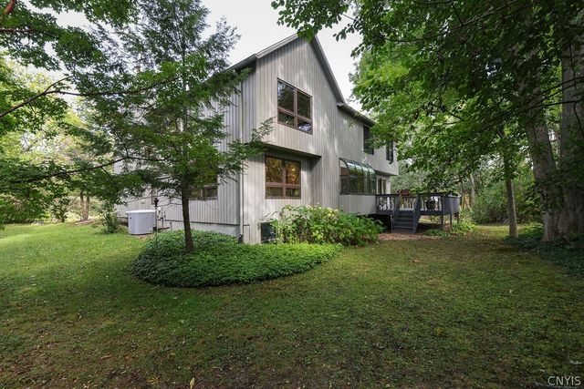 8089 Wild Lemon Lane, Pompey, NY 13104