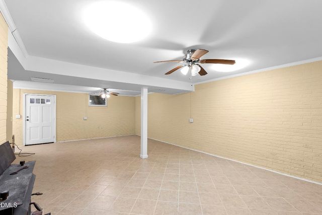 5575 Straw Pond School Road, Dunn, NC 28334