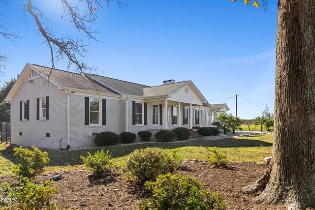 5575 Straw Pond School Road, Dunn, NC 28334