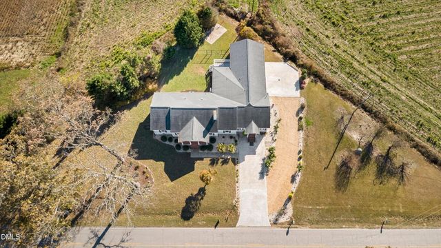 5575 Straw Pond School Road, Dunn, NC 28334