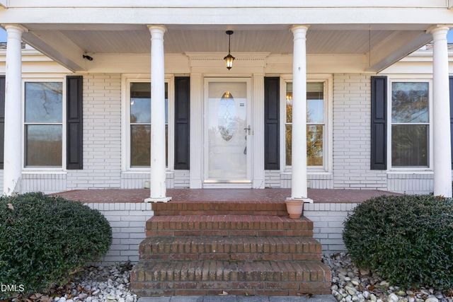 5575 Straw Pond School Road, Dunn, NC 28334