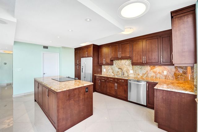 936 Intracoastal Drive 22F, Fort Lauderdale, FL 33304