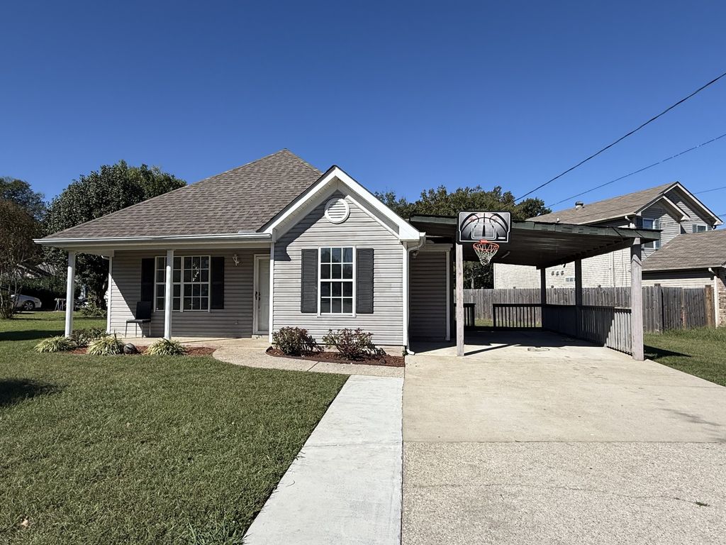 4048 Pepperwood Dr, Antioch, TN 37013
