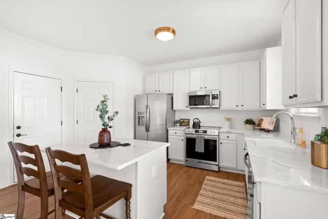 39 Ginger Gold Drive, Simpsonville, SC 29681
