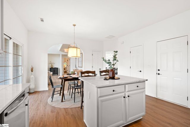 39 Ginger Gold Drive, Simpsonville, SC 29681