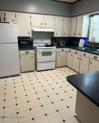 448 Church Road, Opelousas, LA 70570