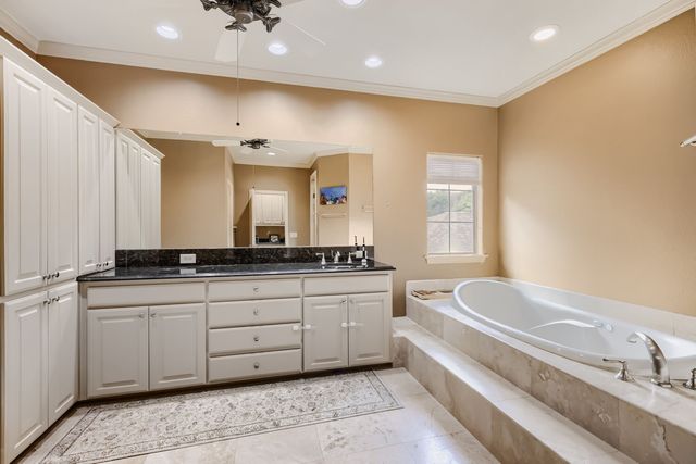 6033 Daven Oaks Drive, Dallas, TX 75248