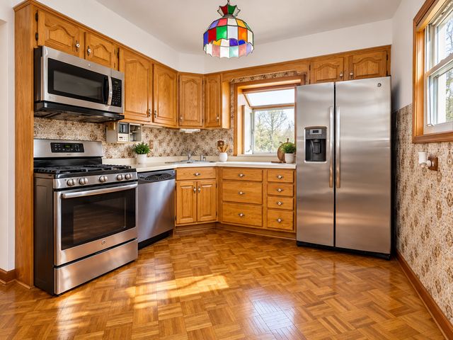 352 W Graham Avenue, Lombard, IL 60148