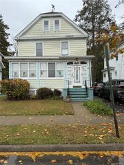 19 Lewis Avenue, Poughkeepsie, NY 12603