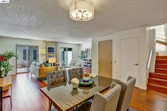 1175 Island Dr, Alameda, CA 94502