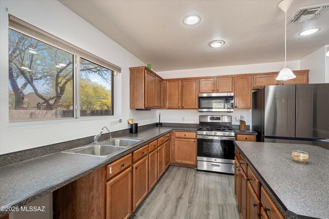 5977 E Cedarbird Drive, Tucson, AZ 85756