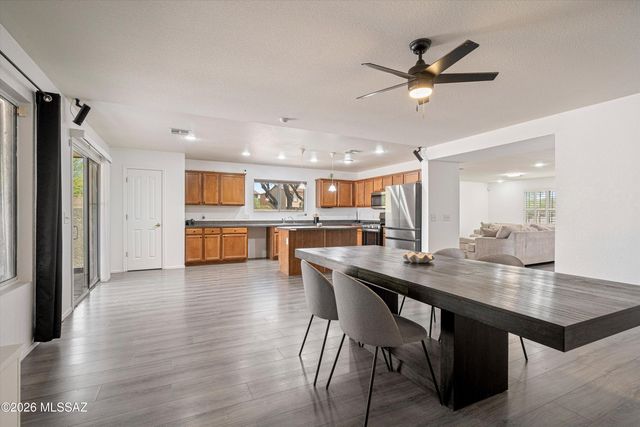 5977 E Cedarbird Drive, Tucson, AZ 85756