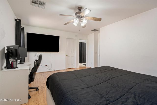 5977 E Cedarbird Drive, Tucson, AZ 85756