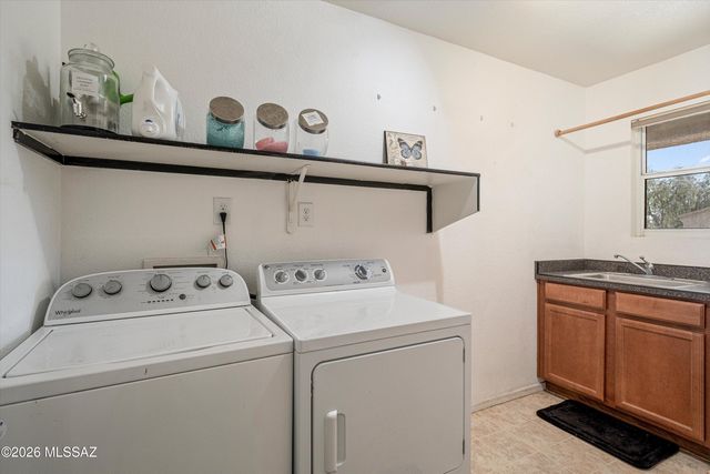 5977 E Cedarbird Drive, Tucson, AZ 85756