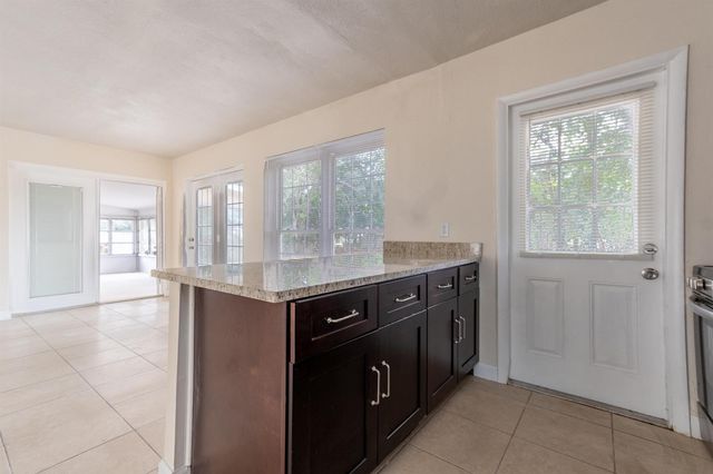170 SE Serenata Court, Port St. Lucie, FL 34983