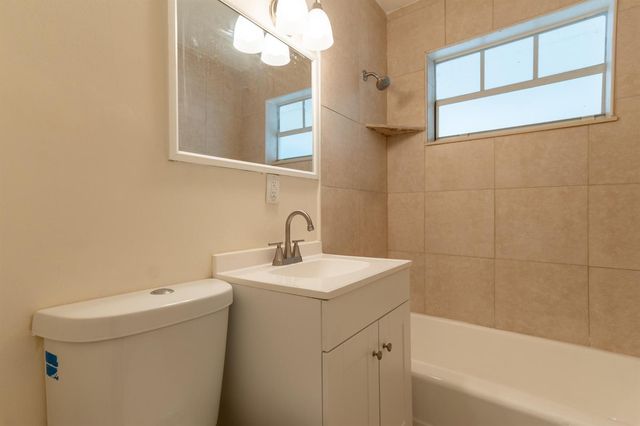 170 SE Serenata Court, Port St. Lucie, FL 34983