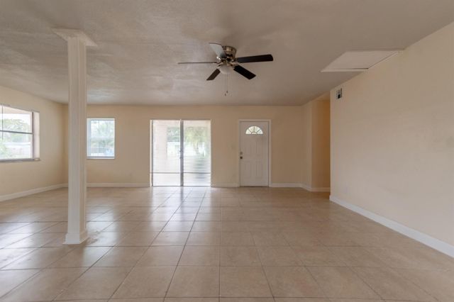 170 SE Serenata Court, Port St. Lucie, FL 34983