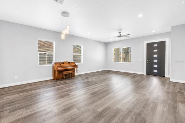 4320 56TH AVENUE N, St Petersburg, FL 33714