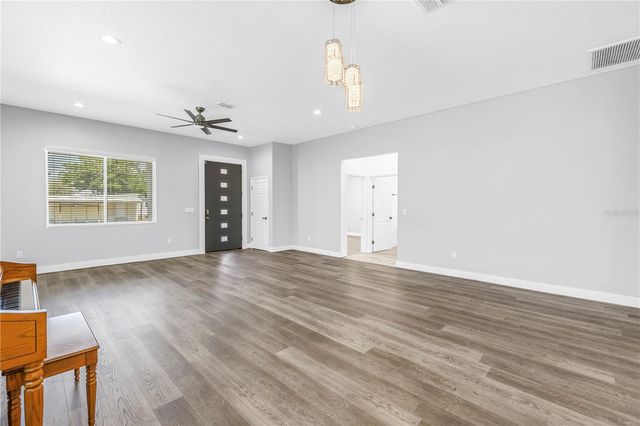 4320 56TH AVENUE N, St Petersburg, FL 33714