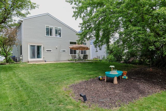 4481 W Butternut Lane, Waukegan, IL 60085
