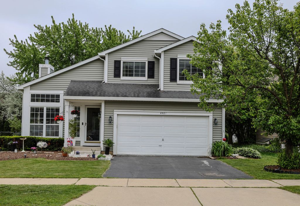 4481 W Butternut Lane, Waukegan, IL 60085