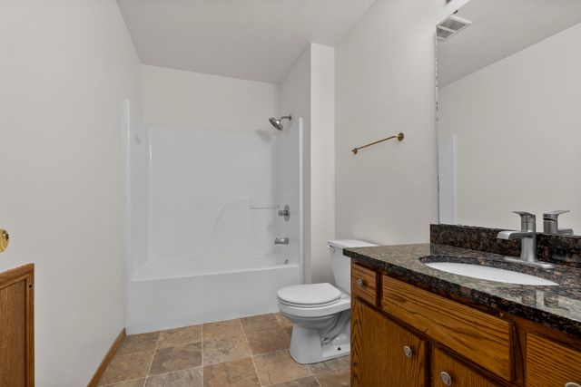 547 Logans Run, Machesney Park, IL 61115