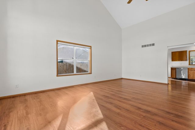 547 Logans Run, Machesney Park, IL 61115