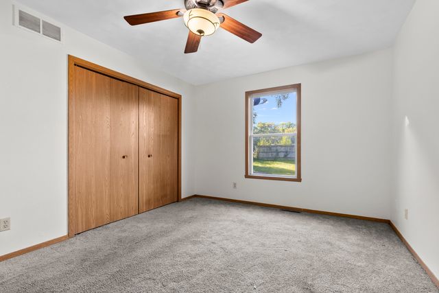 547 Logans Run, Machesney Park, IL 61115