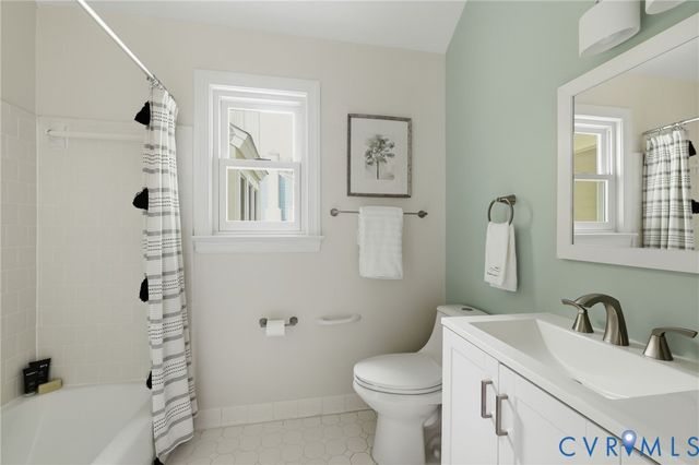 11801 Goodwick Sq, Henrico, VA 23238