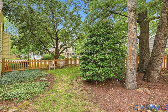 11801 Goodwick Sq, Henrico, VA 23238