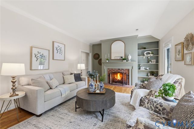 11801 Goodwick Sq, Henrico, VA 23238