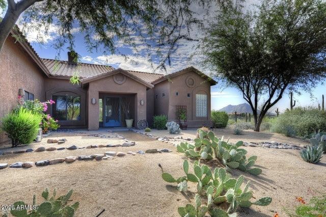 41455 N IRONWOOD Bluff, Cave Creek, AZ 85331
