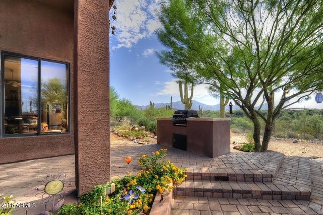 41455 N IRONWOOD Bluff, Cave Creek, AZ 85331