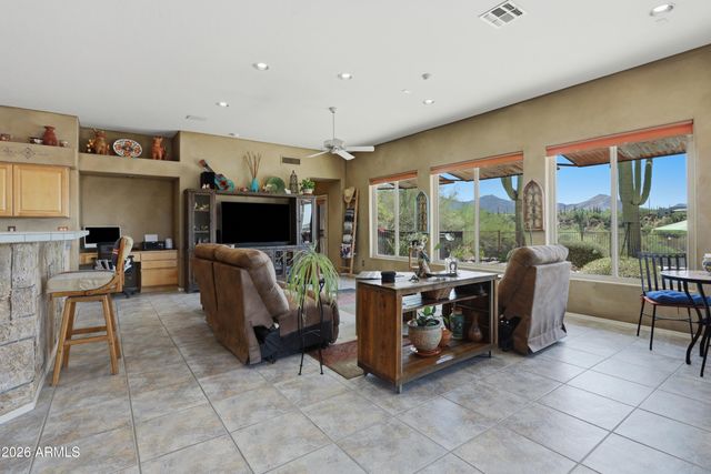 41455 N IRONWOOD Bluff, Cave Creek, AZ 85331