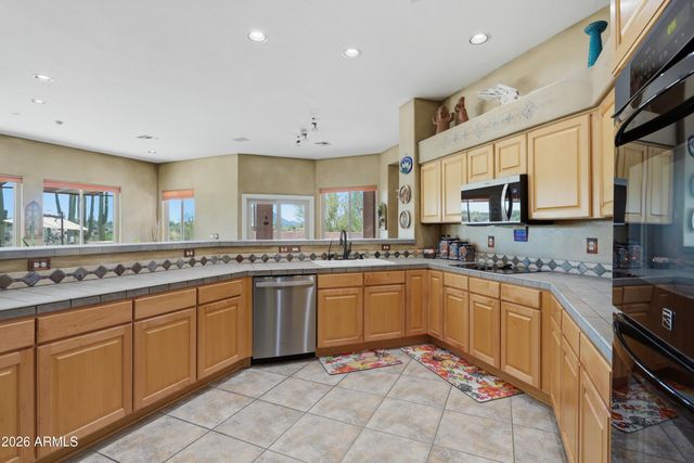 41455 N IRONWOOD Bluff, Cave Creek, AZ 85331