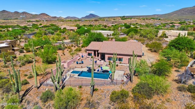 41455 N IRONWOOD Bluff, Cave Creek, AZ 85331