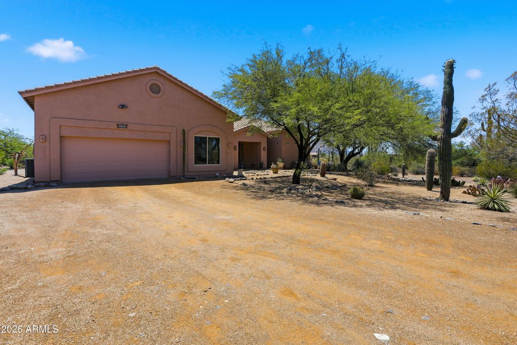 41455 N IRONWOOD Bluff, Cave Creek, AZ 85331 — photo 5