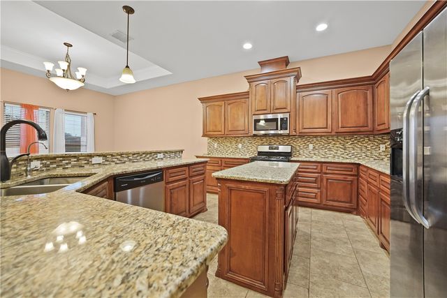 2754 YEAGER, Corpus Christi, TX 78410