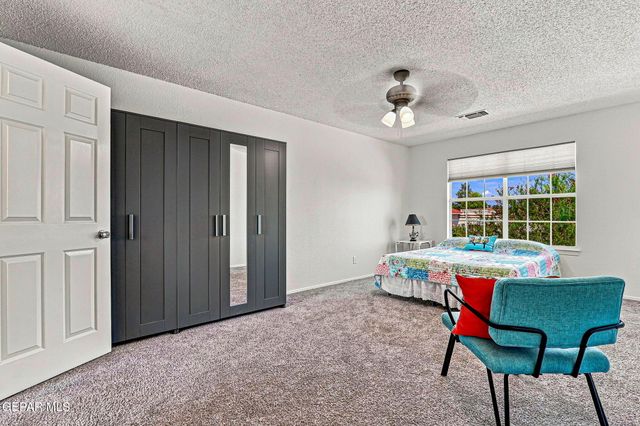 4404 LOMA DE ORO Drive, El Paso, TX 79934