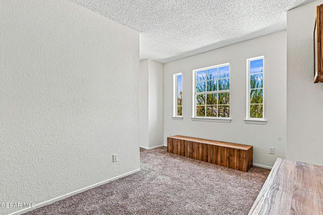 4404 LOMA DE ORO Drive, El Paso, TX 79934